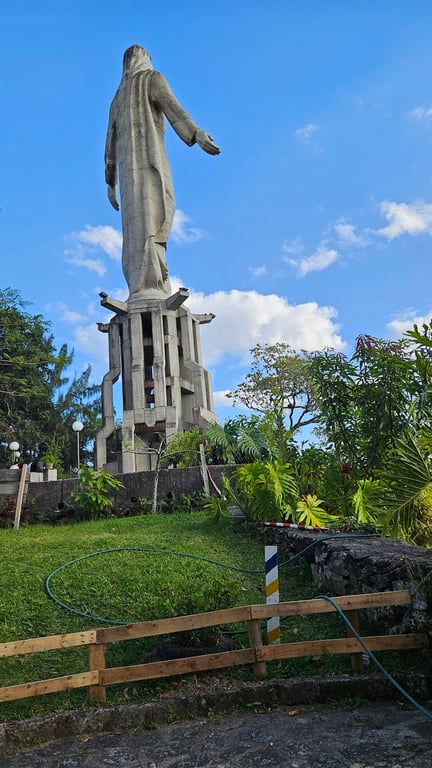 El Picacho Hill