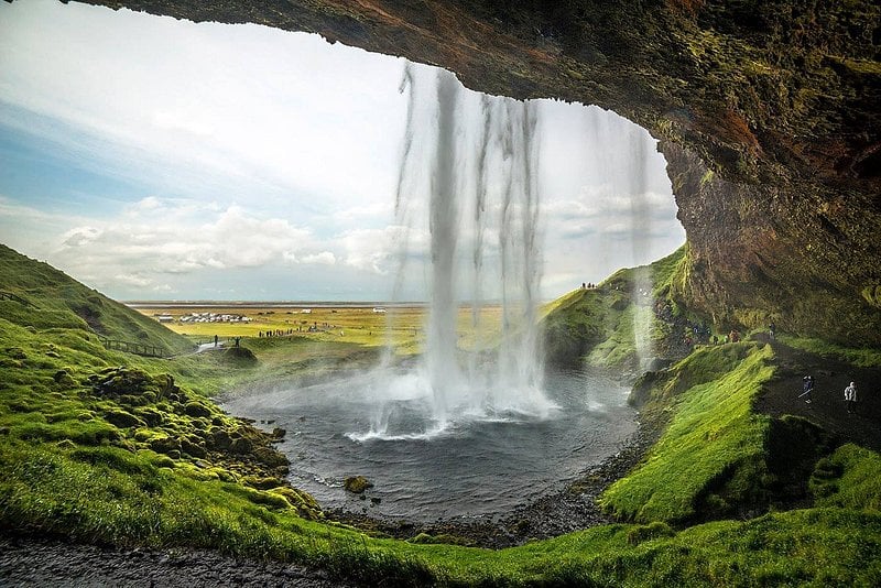 Seljalandsfoss Waterfall
