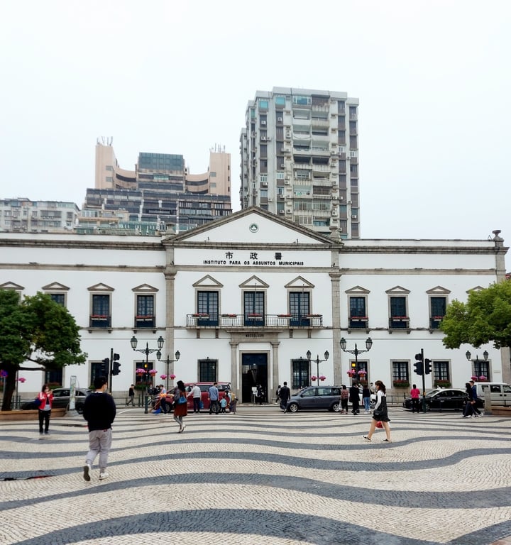 Senado Square