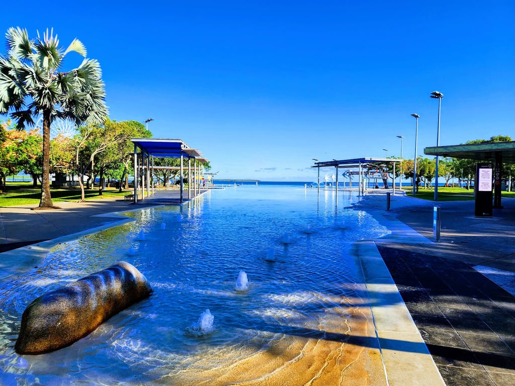 Esplanade Lagoon