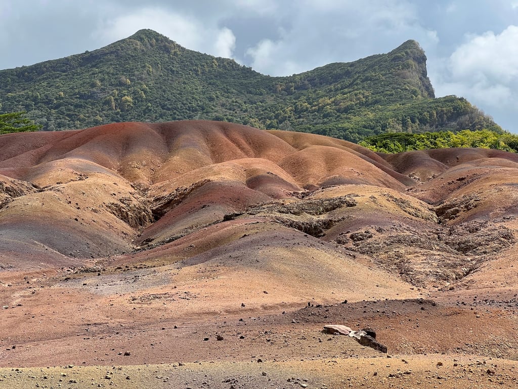 Seven Coloured Earth & Chamarel Waterfall