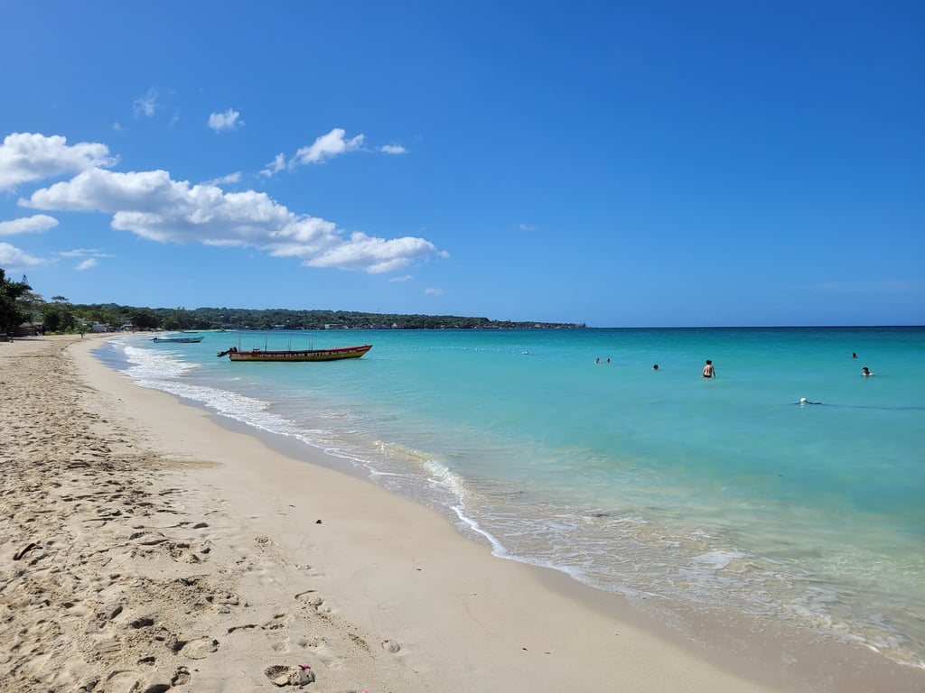 Seven Mile Beach