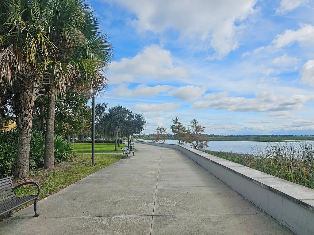 Lakefront Park