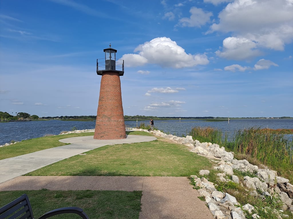 Lakefront Park