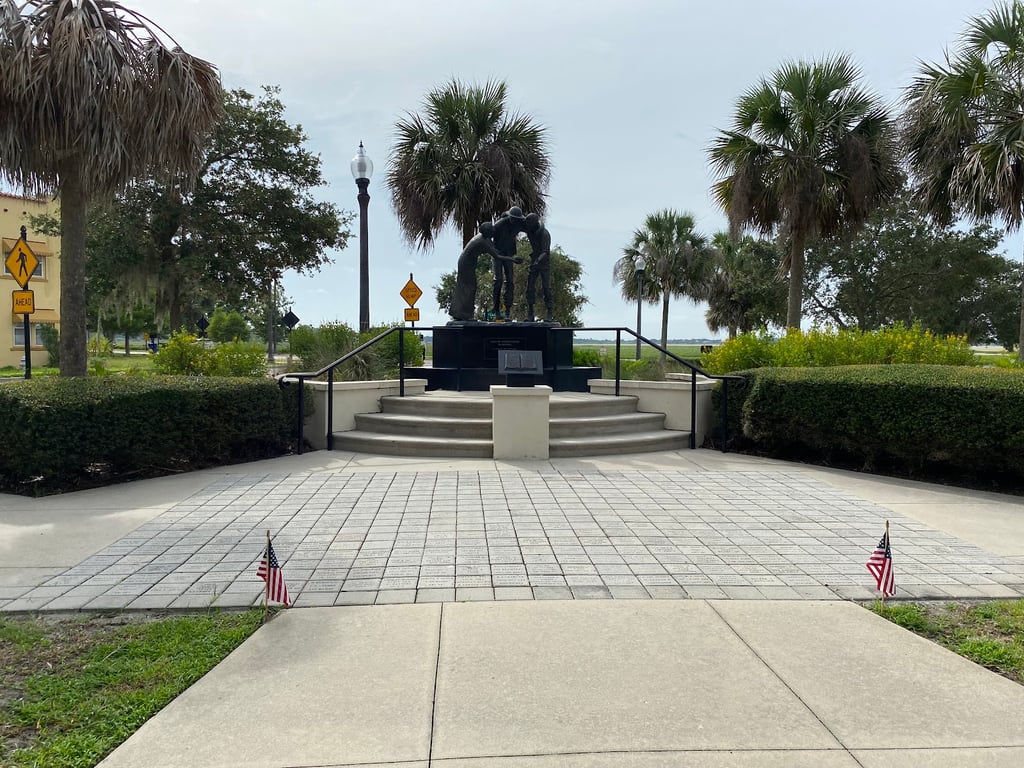 Lakefront Park