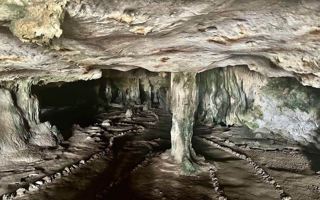 Fontein Cave