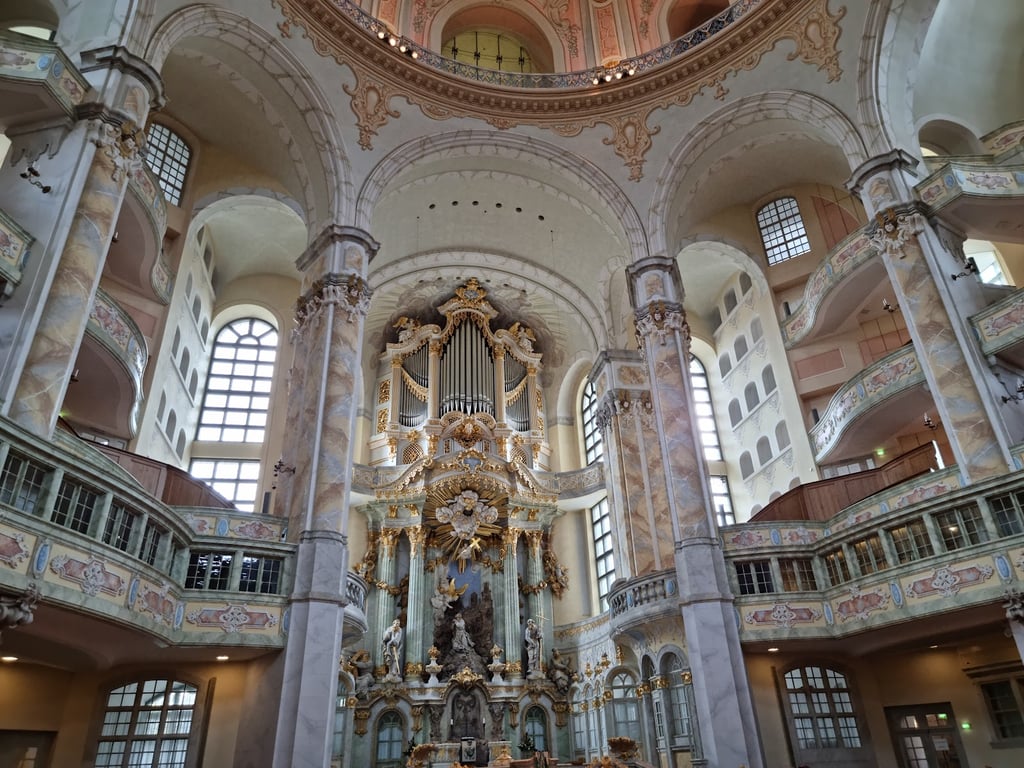 Frauenkirche & Neumarkt