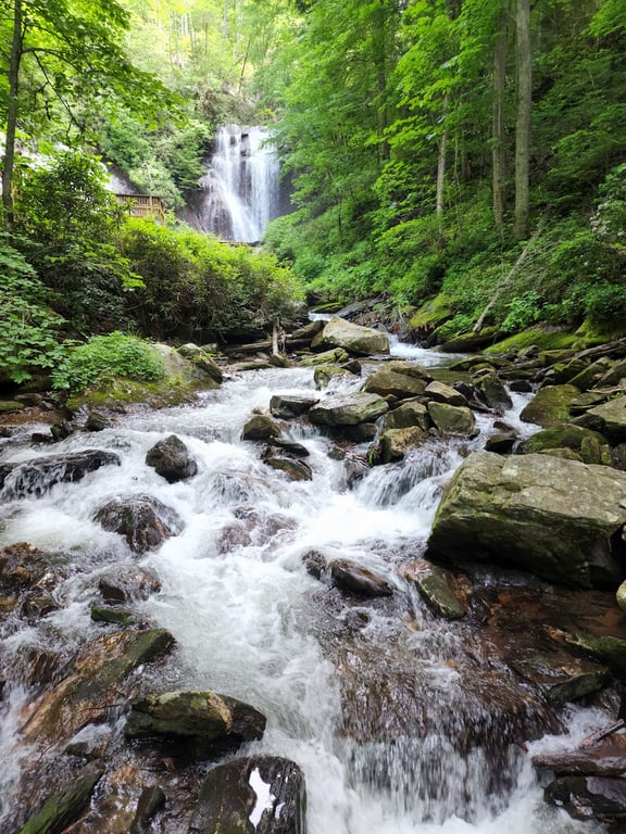 Anna Ruby Falls