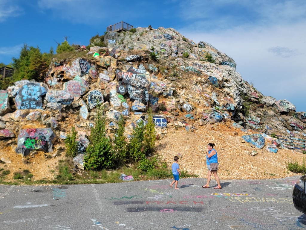 Bell Mountain Scenic Overlook