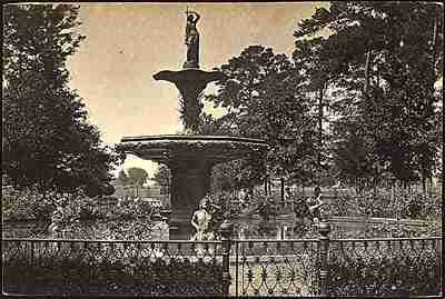 Forsyth Park Fountain