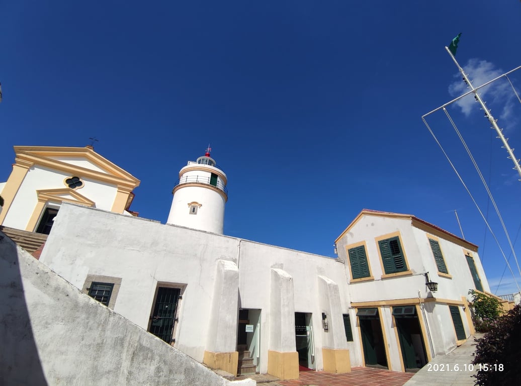 Guia Fortress & Lighthouse