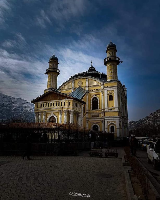 Shah-Do Shamshira Mosque