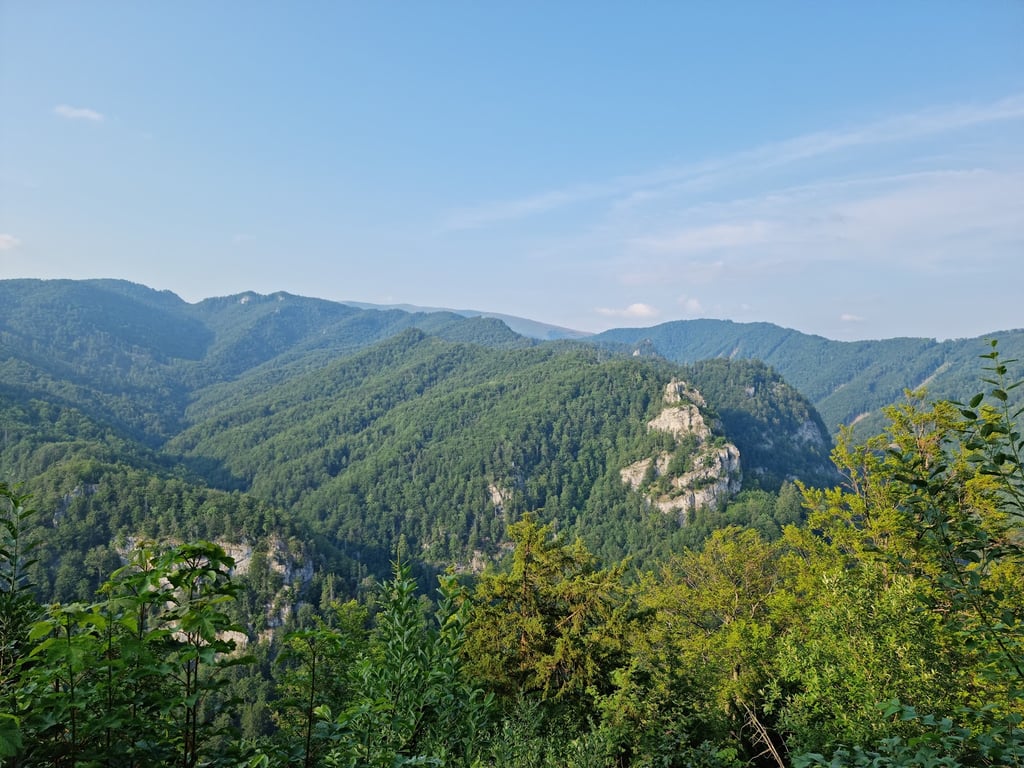 Harmanecká Cave