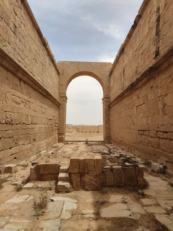 Hatra Ancient City Ruins