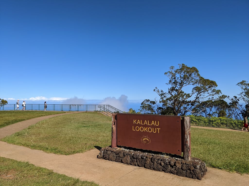 Kalalau Lookout