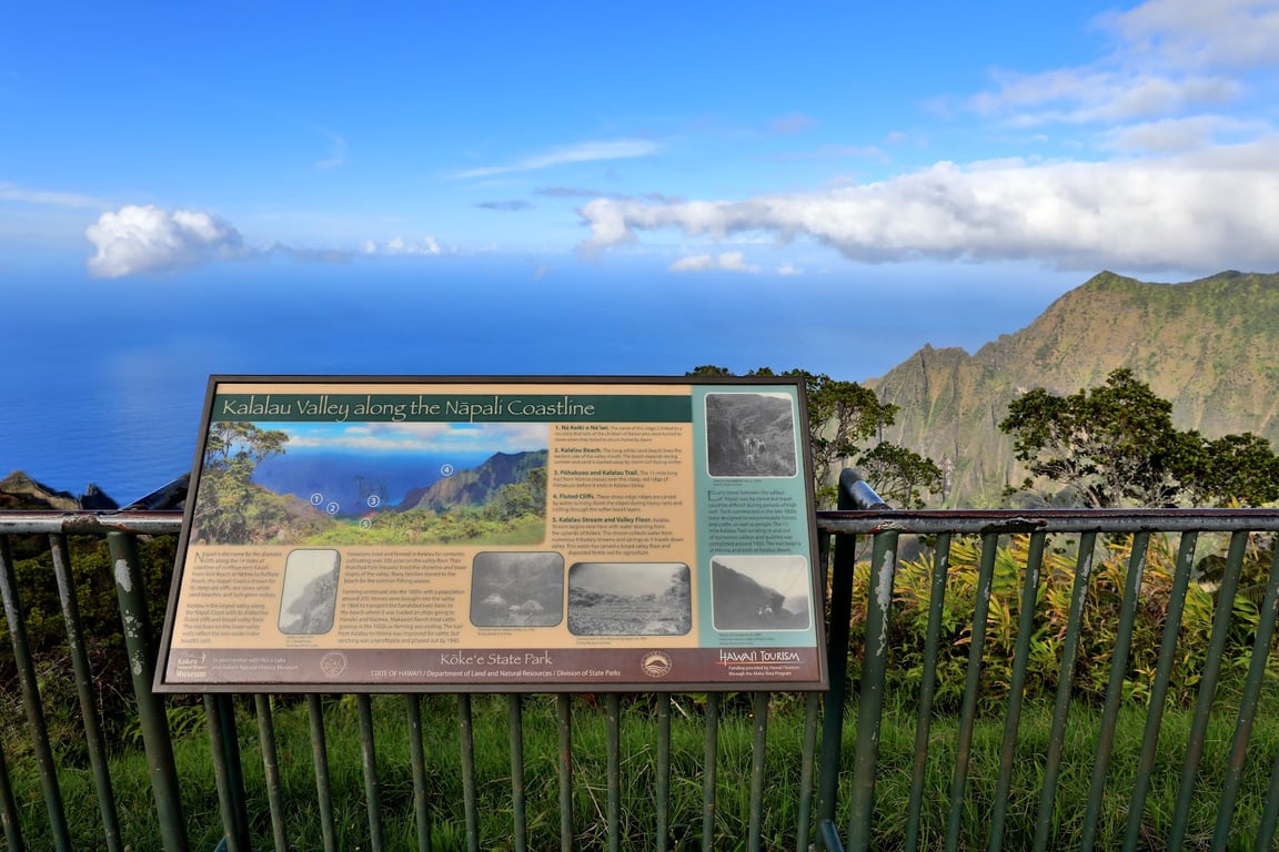 Kalalau Lookout