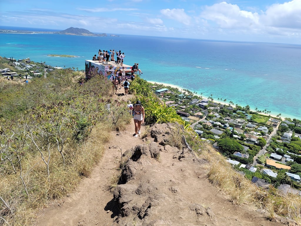 Lanikai Pillbox Hike