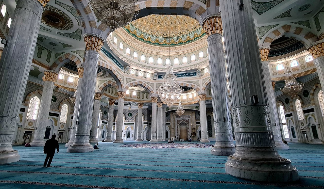 Hazret Sultan Mosque