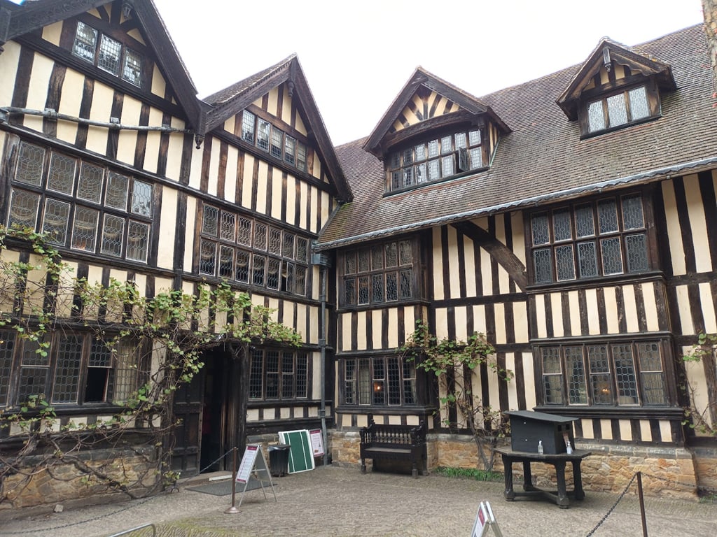 Hever Castle & Gardens