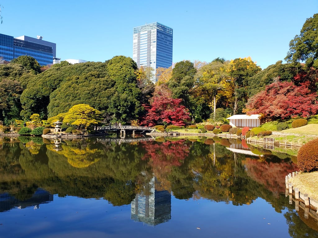 Shinjuku Gyoen National Garden
