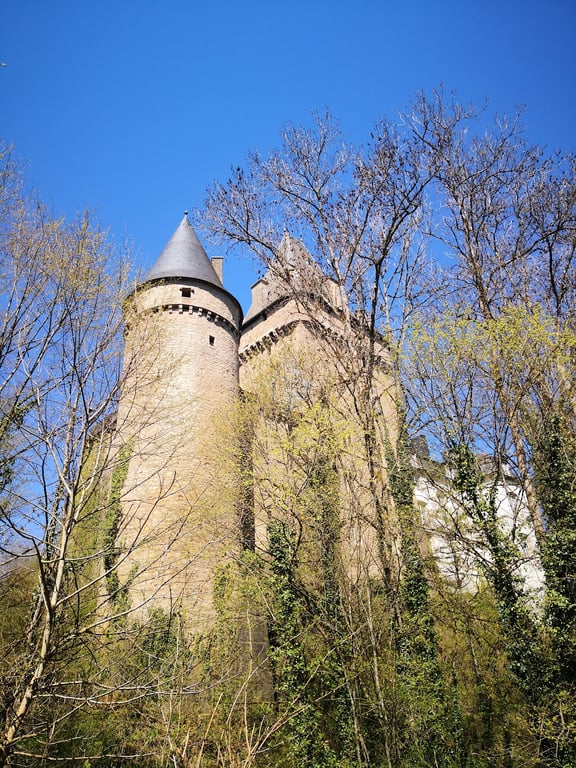 Hollenfels Castle