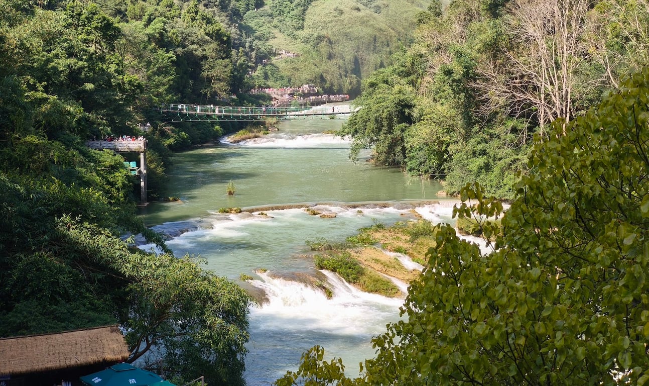 Huangguoshu Waterfall