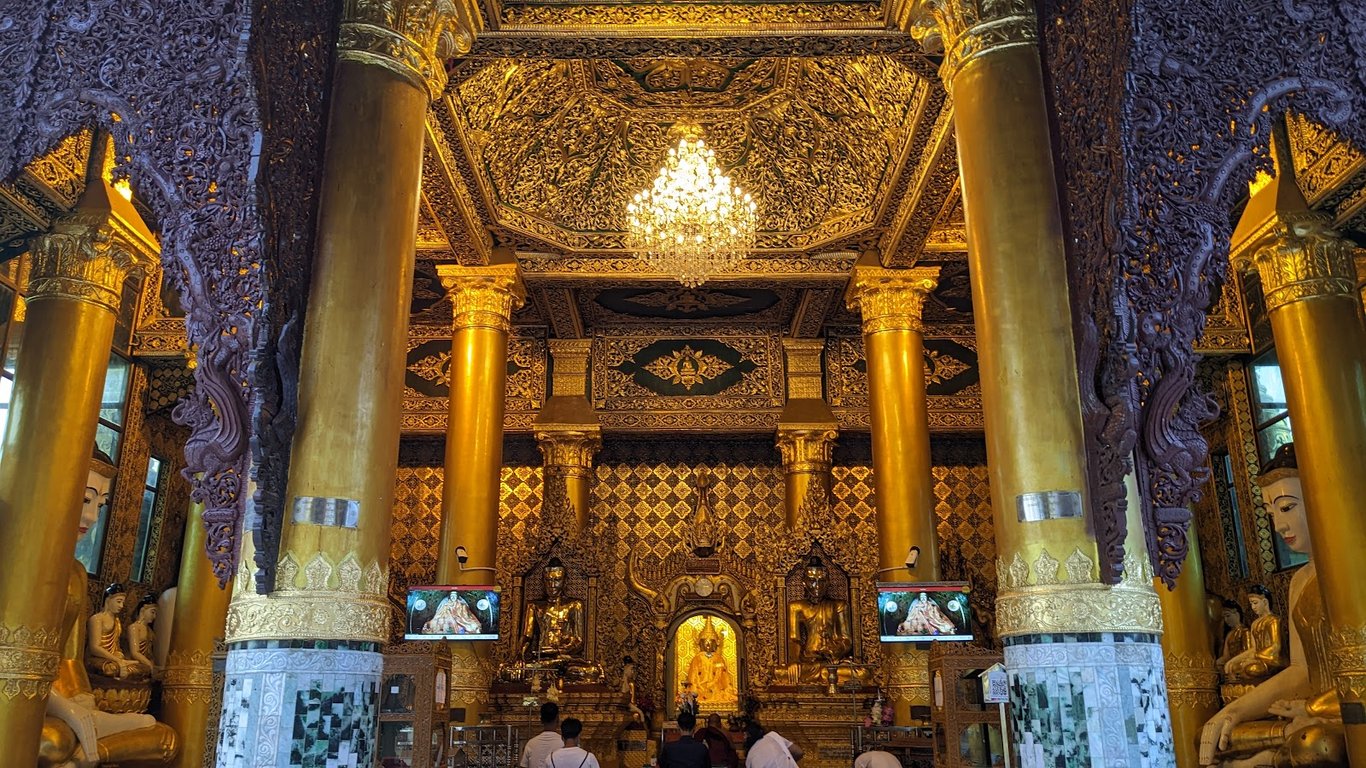 Shwedagon Pagoda