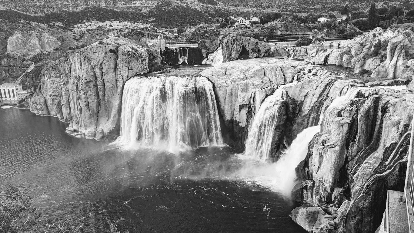 Shoshone Falls