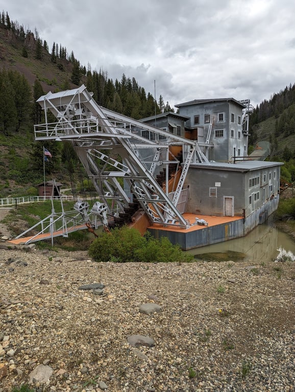 Yankee Fork Gold Dredge