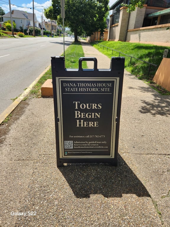 Dana-Thomas House