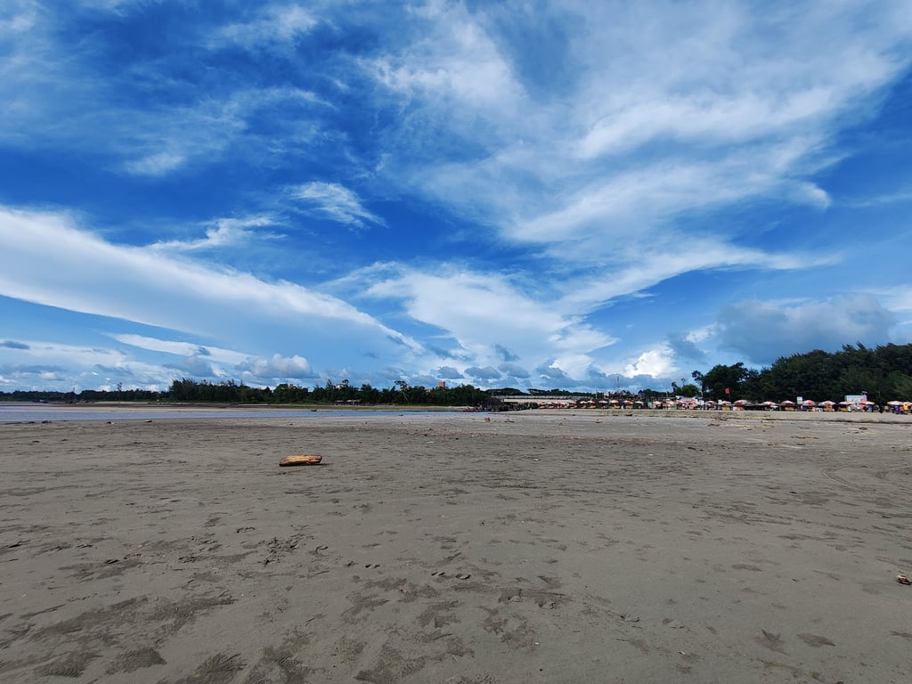 Inani Beach