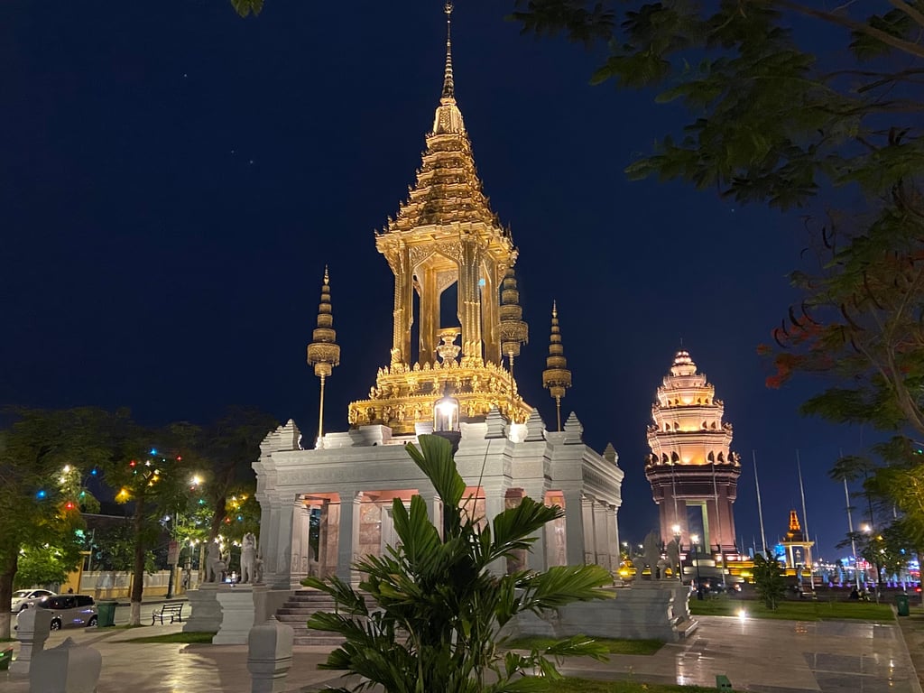 Independence Monument