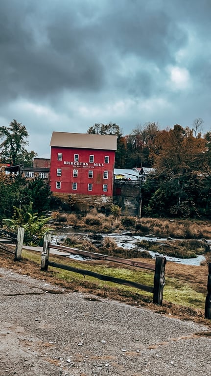 Bridgeton Covered Bridge & Mill