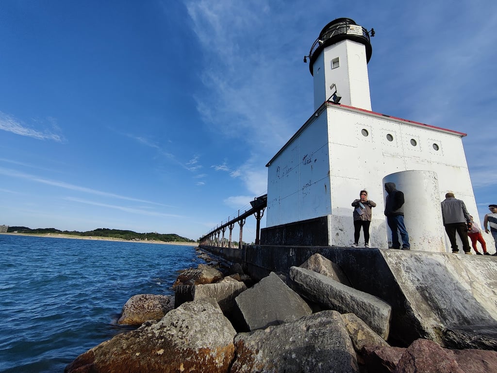 East Pierhead Lighthouse