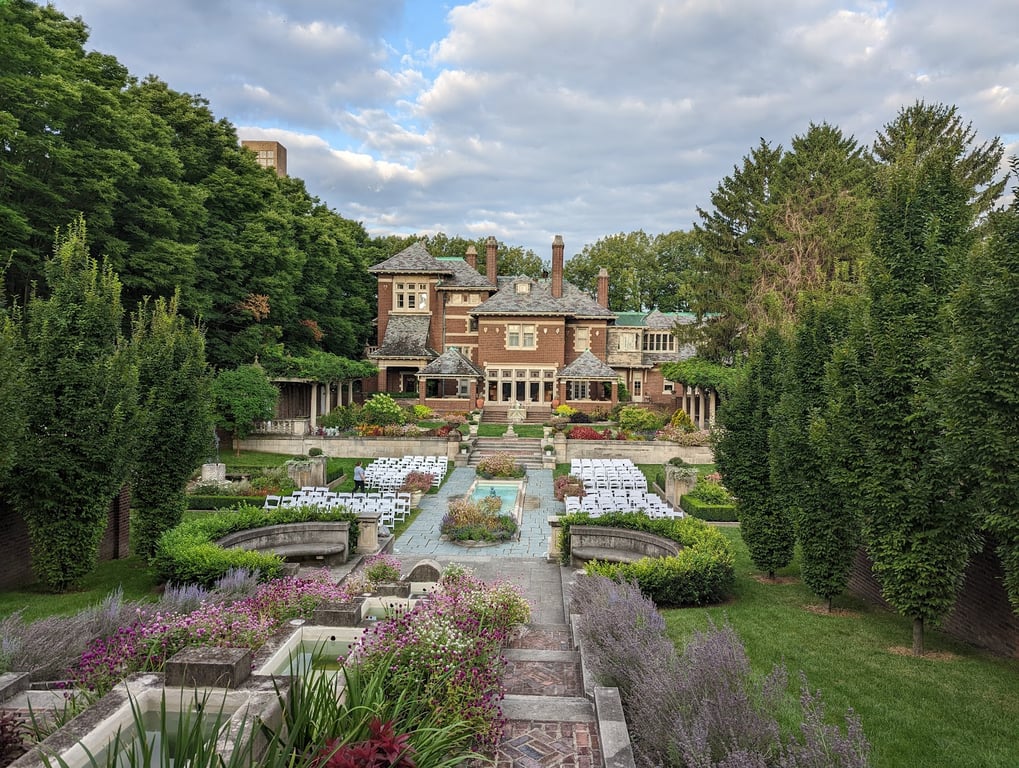 Irwin Gardens