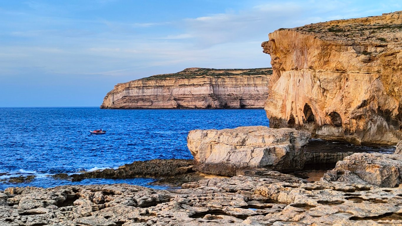 Inland Sea & Azure Window remains