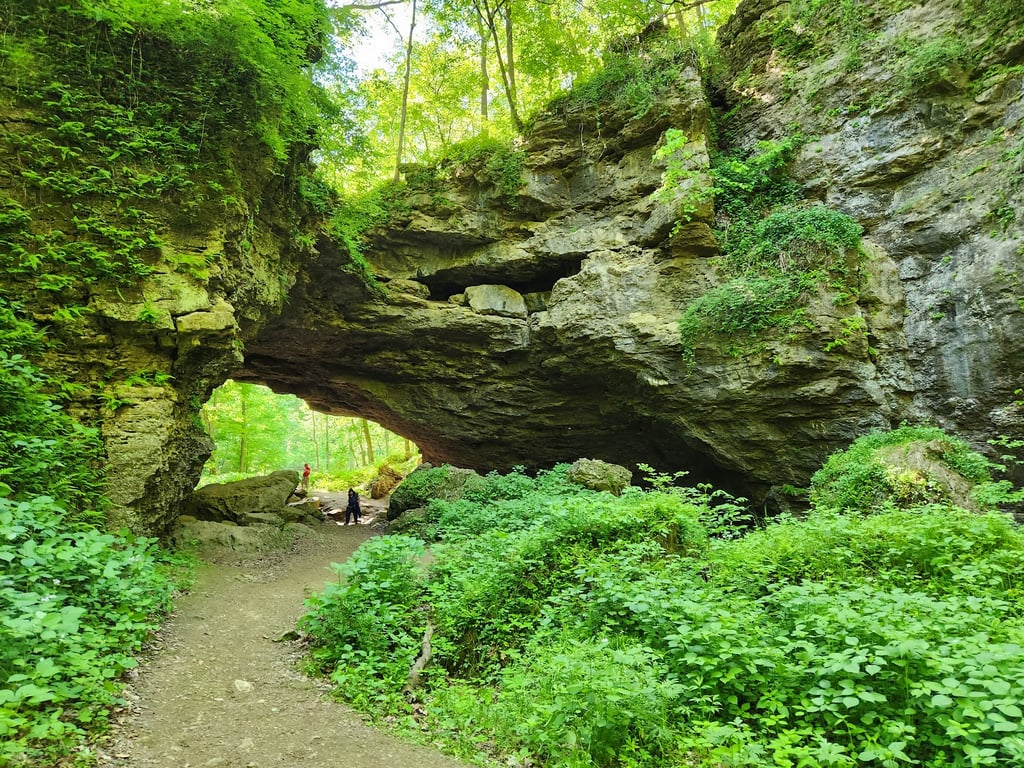 Maquoketa Caves State Park