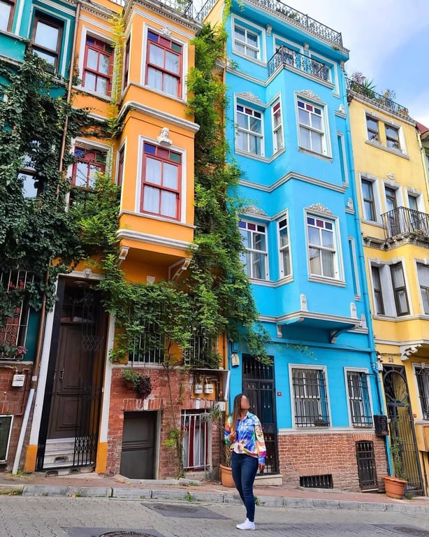 Balat Renkli Evler