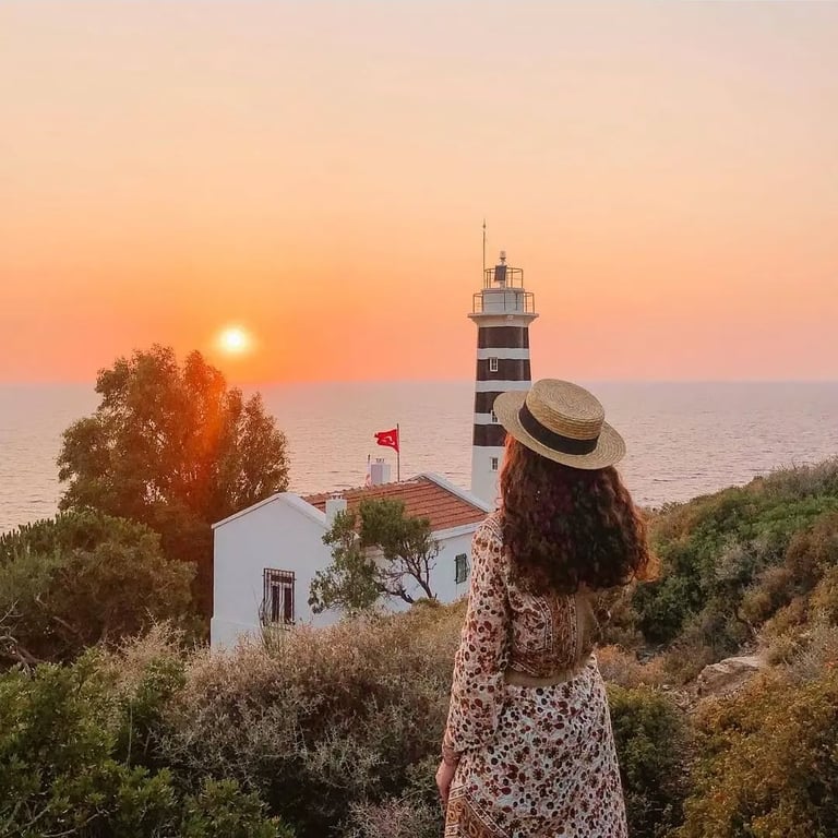 Sarpıncık Deniz Feneri