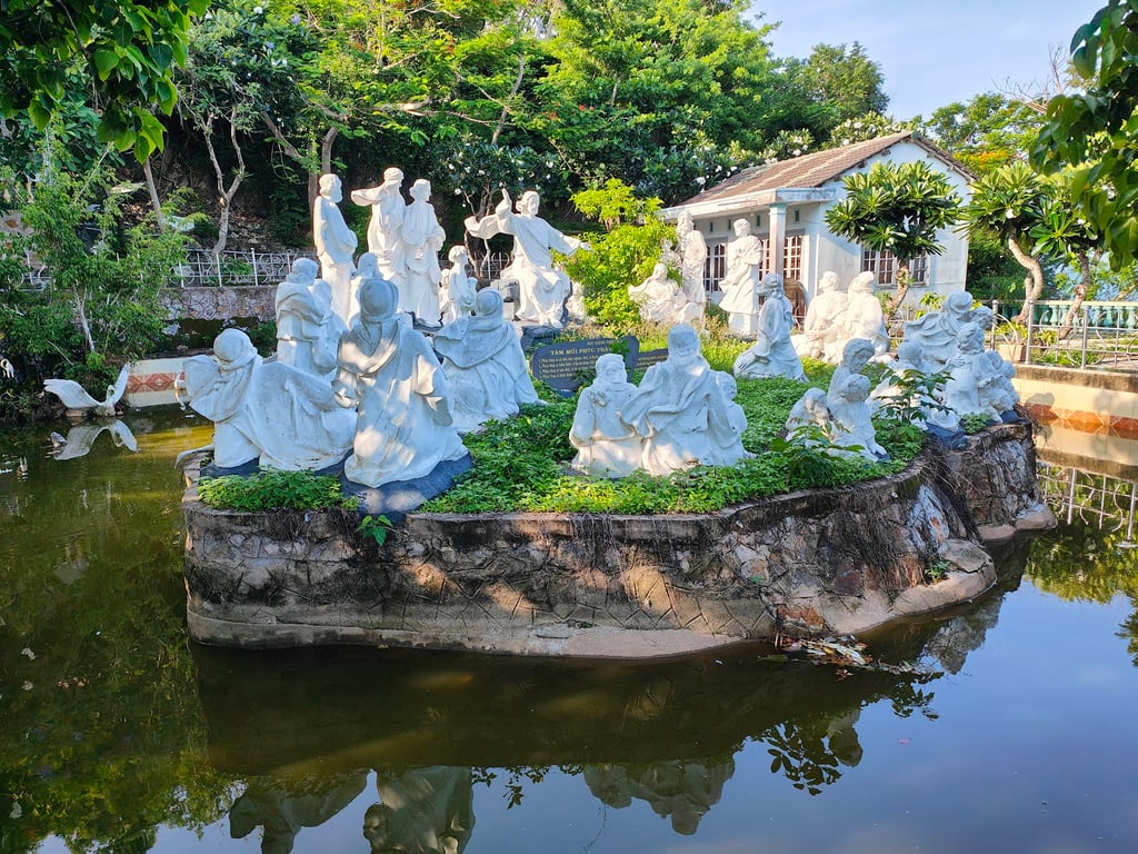 Jesus Statue