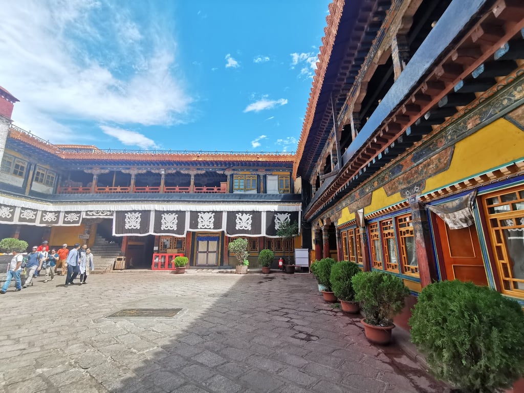 Jokhang Temple Square