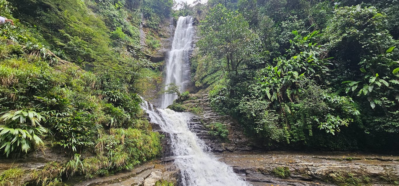 Juan Curi Waterfall
