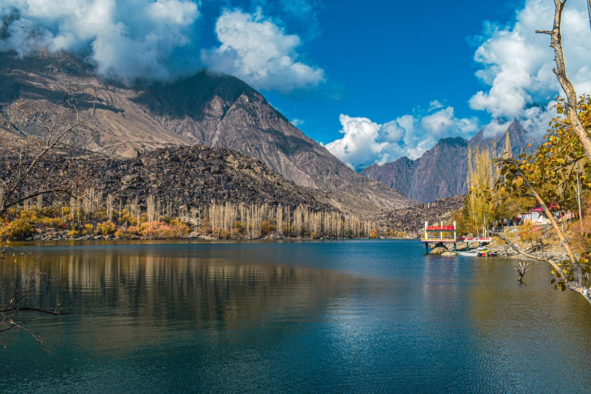 Kachura Lakes