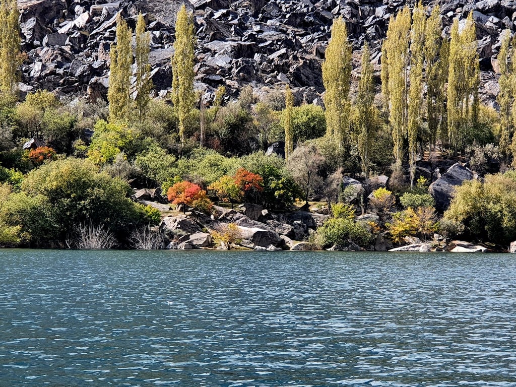 Kachura Lakes