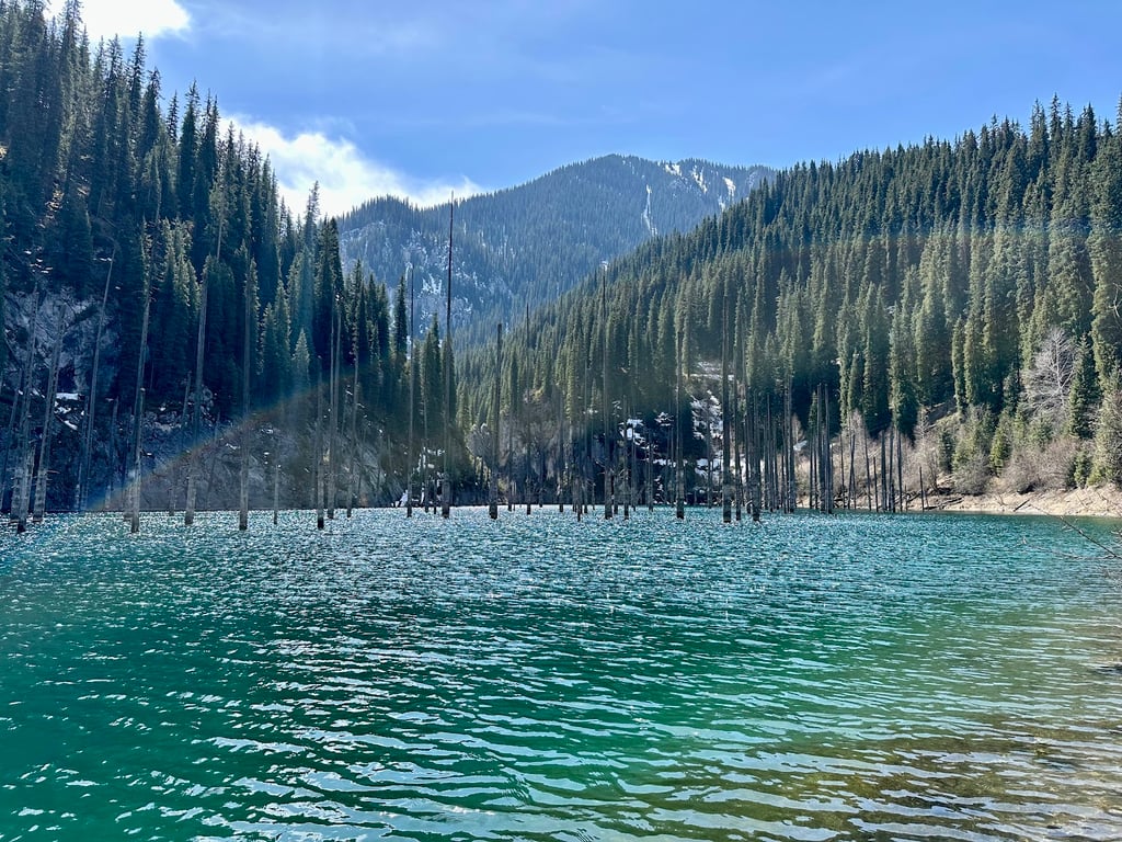 Kaindy Lake