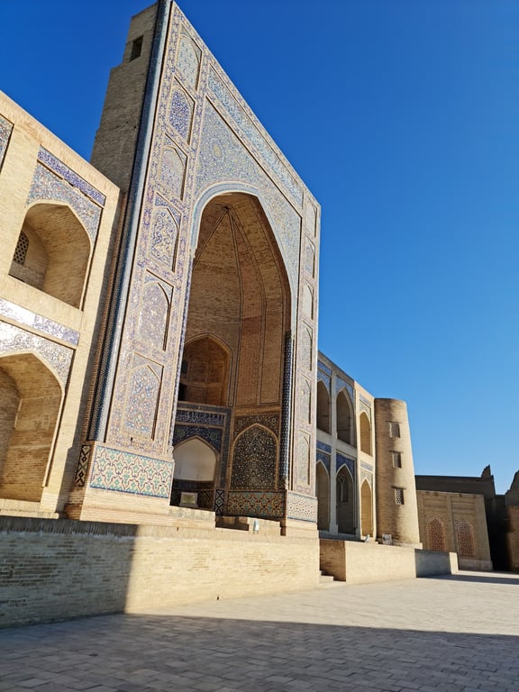 Kalyan Mosque