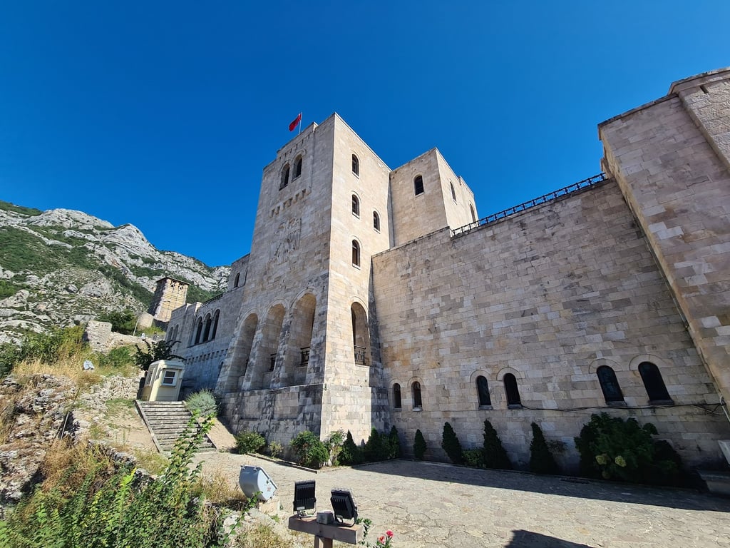 Skanderbeg Mausoleum