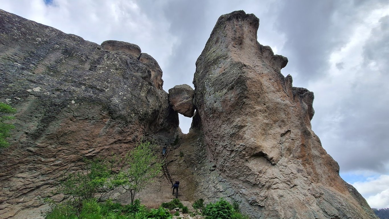 Karadzhov Kamak