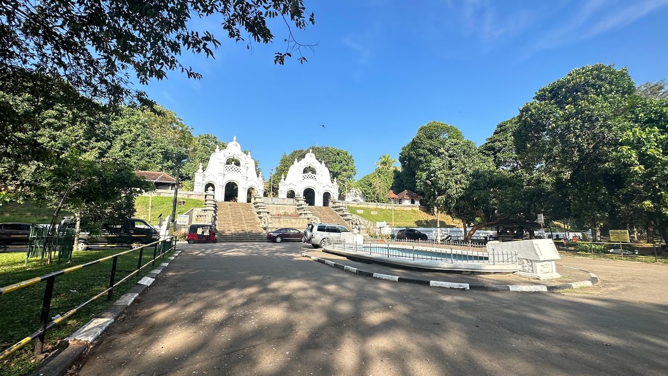 Kelaniya Raja Maha Vihara