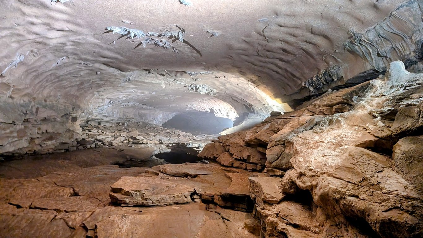 Carter Caves State Resort Park